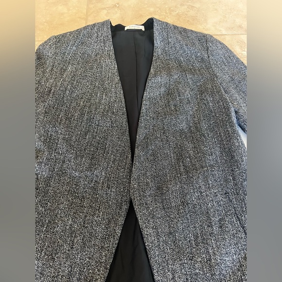 Babaton Power Hip Blazer - Picture 5 of 8